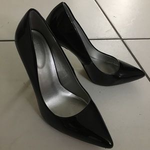 Mix No. 6 Black Pumps Size 9 - Only Worn Twice!